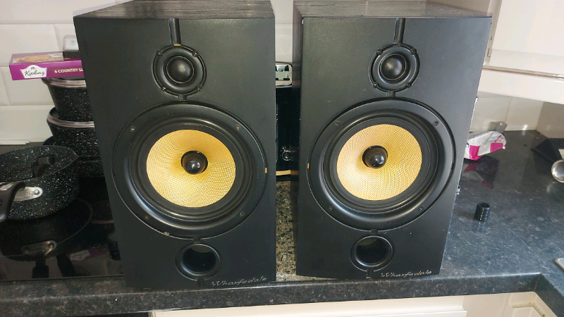Wharfedale diamond 8.2 speakers | in 